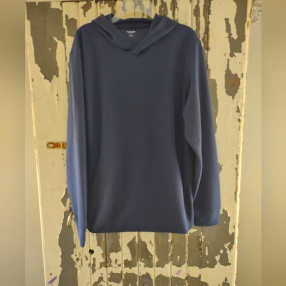 NWOT LARGE OLD NAVY HOODIE QUICK DRY - Picture 1 of 5